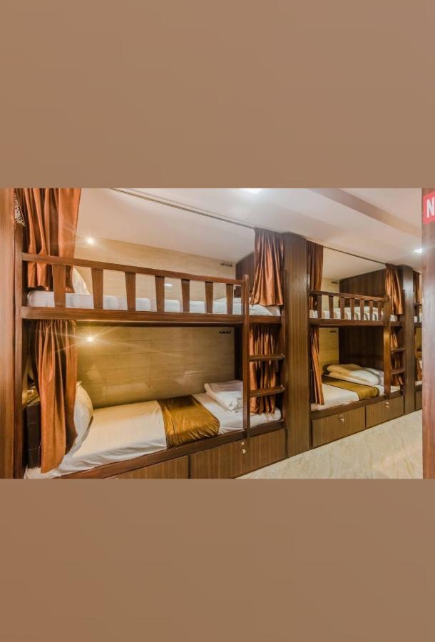 Awesome Dormitory Male Only Bombay Esterno foto